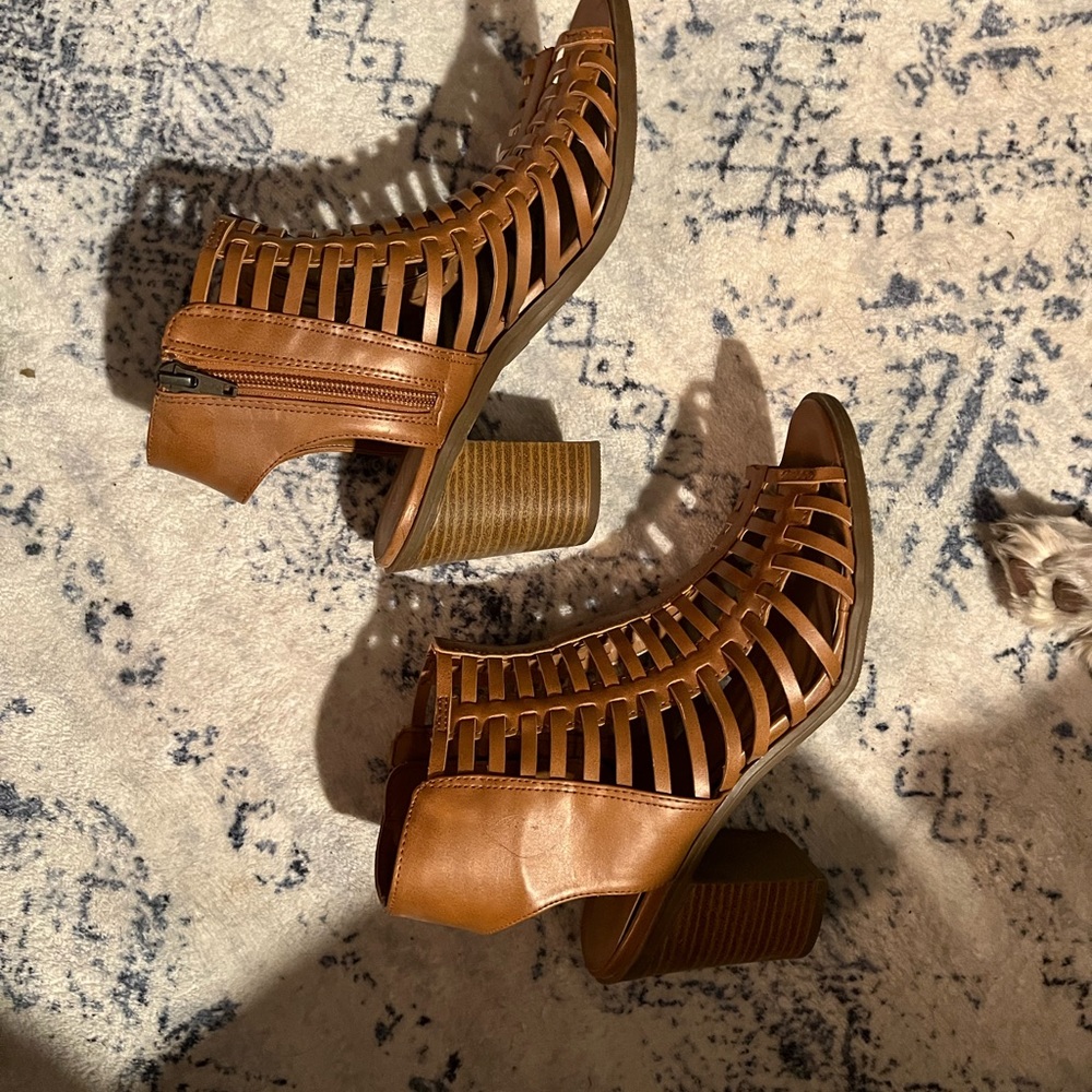 Mossimo heeled sandals